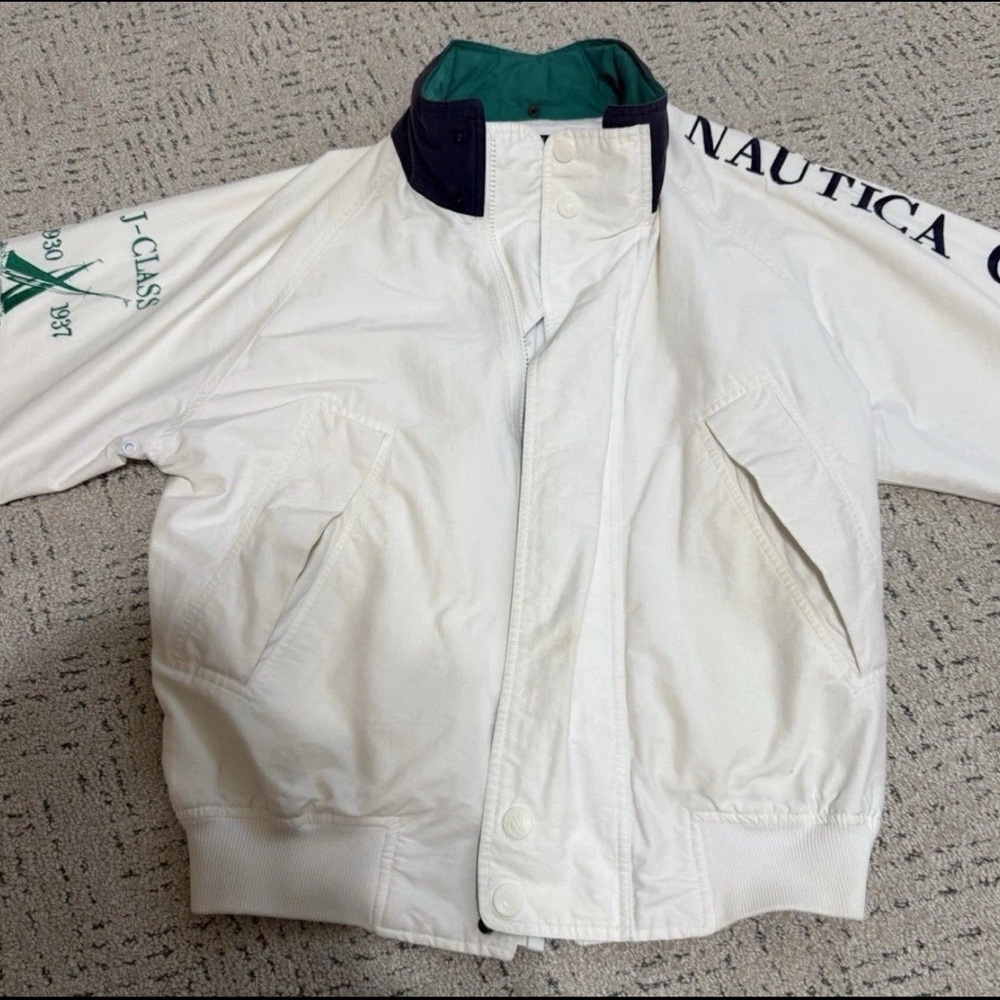 Nautica White and Navy Men's Windbreaker vintage 90’ size L